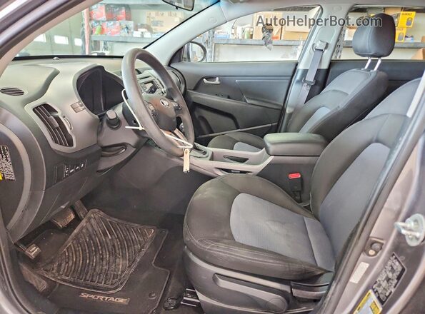KNDPBCAC1G7871591 2016 KIA SPORTAGE Gray წინა სალონის ხედი