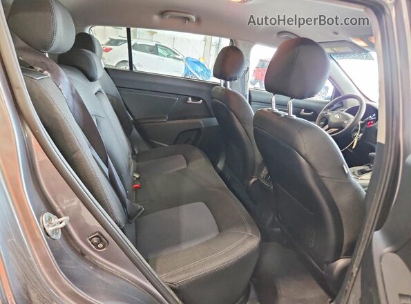 KNDPBCAC1G7871591 2016 KIA SPORTAGE Gray უკანა სალონის ხედი