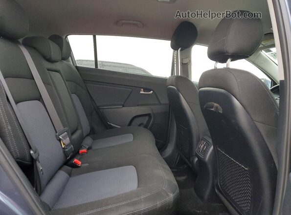 KNDPBCAC8G7879333 2016 KIA SPORTAGE Blue Vista interior trasera