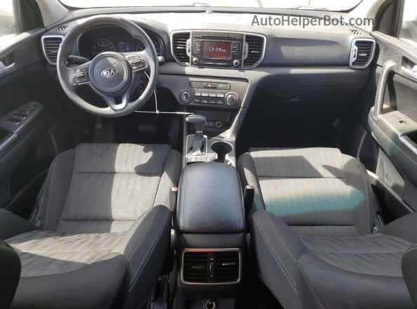 KNDPM3AC0H7083011 2017 KIA SPORTAGE Белый Вид панели приборов
