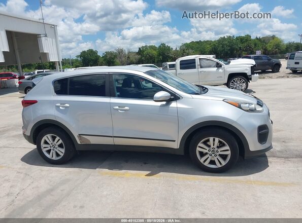 KNDPM3AC1J7484606 2018 KIA SPORTAGE Серебряный Вид задней части салона