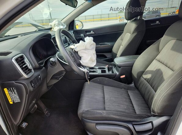 KNDPM3AC3H7224735 2017 KIA SPORTAGE White წინა სალონის ხედი