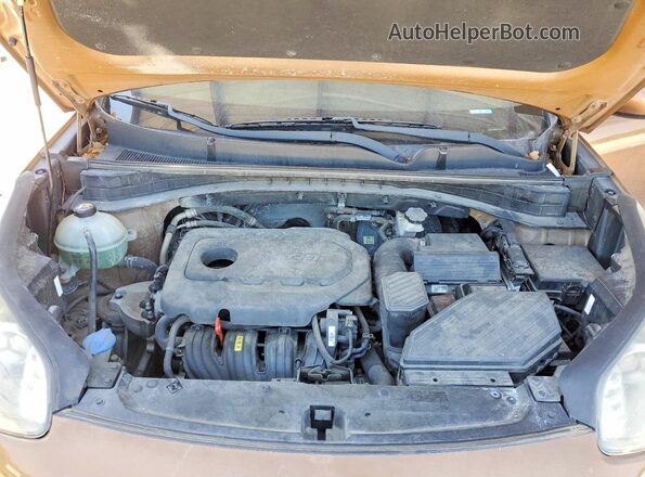 KNDPM3AC7J7306148 2018 KIA SPORTAGE Коричневый Вид задней части салона