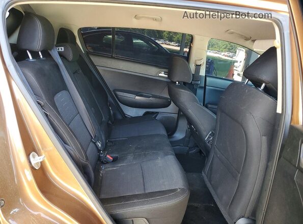 KNDPM3AC7J7306148 2018 KIA SPORTAGE Коричневый Вид задних сидений
