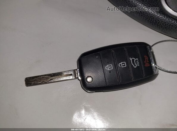 KNDPM3AC7L7645446 2020 KIA SPORTAGE Белый Вид панели приборов