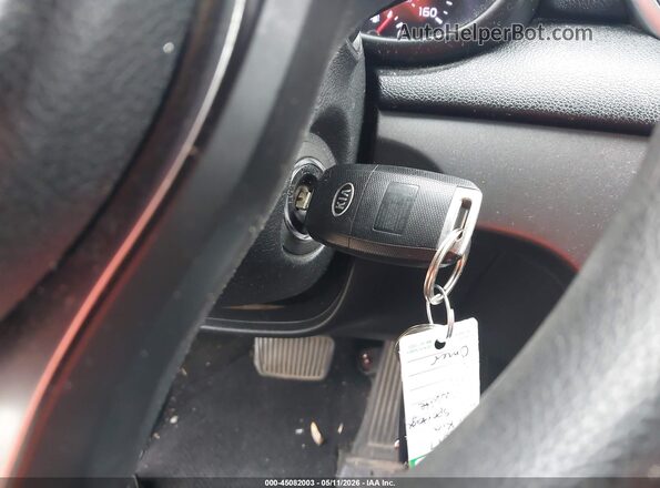 KNDPM3AC8H7042948 2017 KIA SPORTAGE Champagne Вид панели приборов