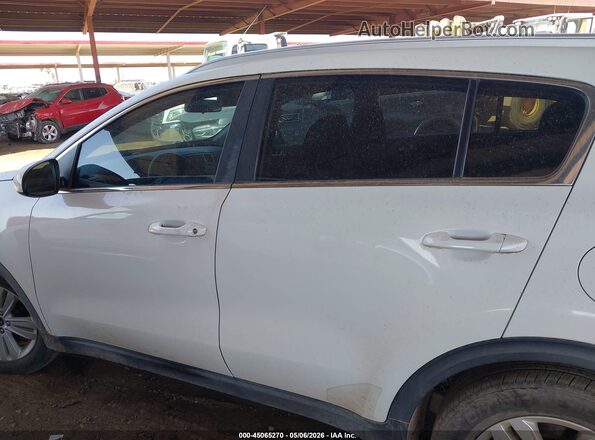 KNDPM3AC8H7171580 2017 KIA SPORTAGE White Widok wnętrza 360 stopni