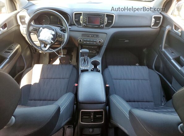 KNDPM3AC8H7213889 2017 KIA SPORTAGE Gray Vista del salpicadero