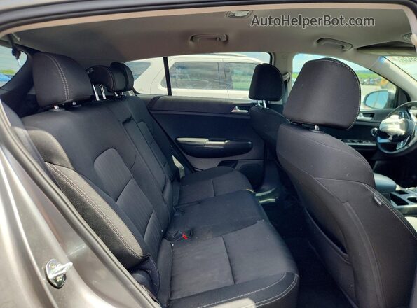 KNDPM3AC8L7746933 2020 KIA SPORTAGE Серый Вид задней части салона