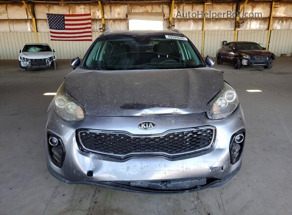 KNDPMCAC0J7393116 2018 KIA SPORTAGE Серый Вид спереди