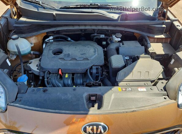 KNDPMCAC0L7726630 2020 KIA SPORTAGE Brown Vista del compartimento del motor