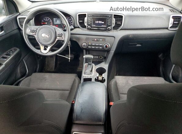 KNDPMCAC1J7439228 2018 KIA SPORTAGE Серый Вид панели приборов
