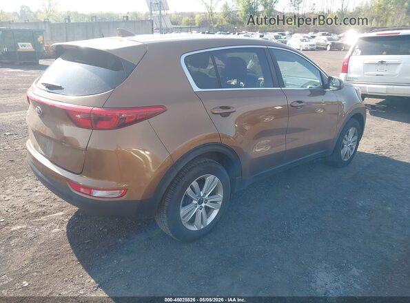 KNDPMCAC2J7441571 2018 KIA SPORTAGE Коричневый Задняя правая четверть