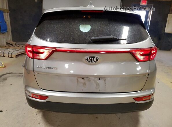 KNDPMCAC2K7598423 2019 KIA SPORTAGE Серебряный Вид сзади