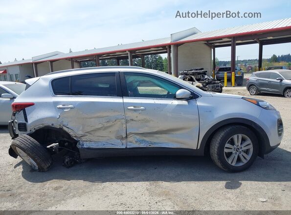 KNDPMCAC3K7616198 2019 KIA SPORTAGE Серебряный Вид задней части салона
