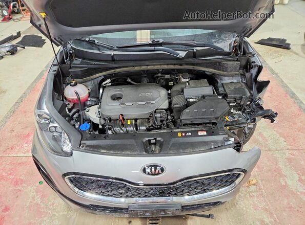KNDPMCAC3N7994963 2022 KIA SPORTAGE Серебряный Вид подкапотного пространства