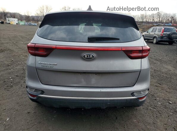 KNDPMCAC5L7663797 2020 KIA SPORTAGE Серебряный Вид сзади