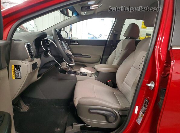 KNDPMCAC6J7426197 2018 KIA SPORTAGE Красный Вид салона спереди