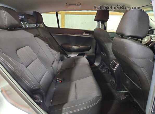 KNDPMCAC6K7598148 2019 KIA SPORTAGE Серый Вид задней части салона