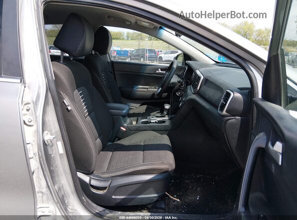 KNDPMCAC6L7644501 2020 KIA SPORTAGE Gray Widok wnętrza z przodu