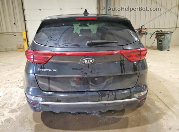 KNDPMCAC6L7804618 2020 KIA SPORTAGE Черный Вид сзади
