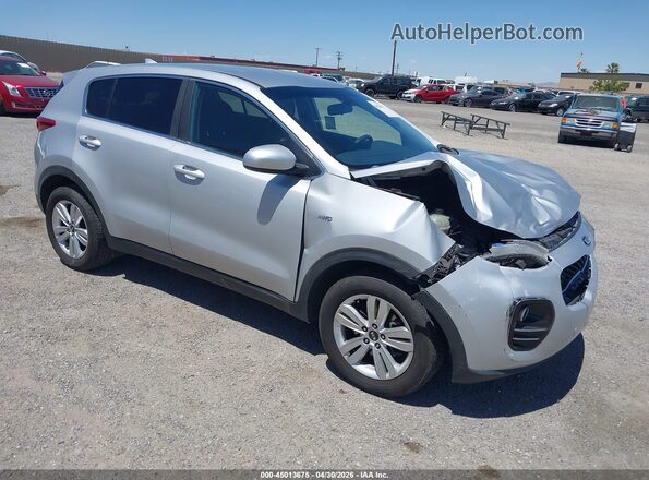 KNDPMCAC7J7381545 2018 KIA SPORTAGE Серебряный Передняя правая четверть
