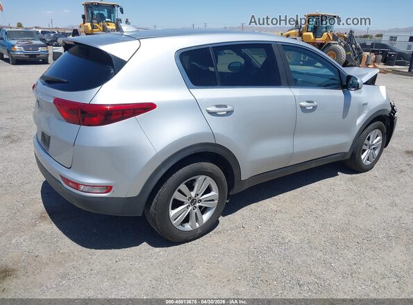 KNDPMCAC7J7381545 2018 KIA SPORTAGE Серебряный Задняя правая четверть