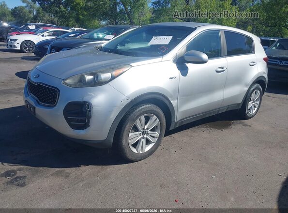 KNDPMCAC8H7202665 2017 KIA SPORTAGE Silver Przód lewy