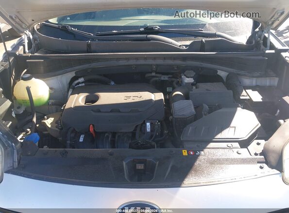 KNDPMCAC8H7202665 2017 KIA SPORTAGE Silver Widok z tyłu