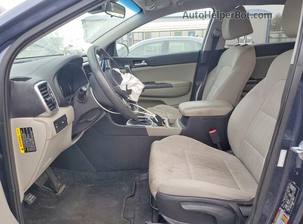 KNDPMCAC8L7782511 2020 KIA SPORTAGE Синий Вид салона спереди