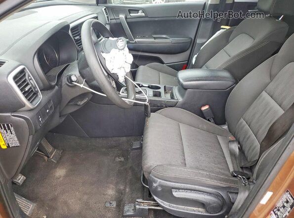 KNDPMCAC8L7815555 2020 KIA SPORTAGE Tan Vista interior delantera