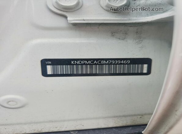 KNDPMCAC8M7939469 2021 KIA SPORTAGE Белый Вид наклейки с VIN-кодом