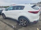 2021 Kia Sportage Lx Белый vin: KNDPMCAC8M7939469