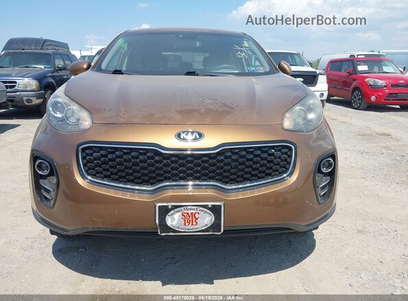 KNDPMCAC9H7179638 2017 KIA SPORTAGE Золотой Вид щитка приборов