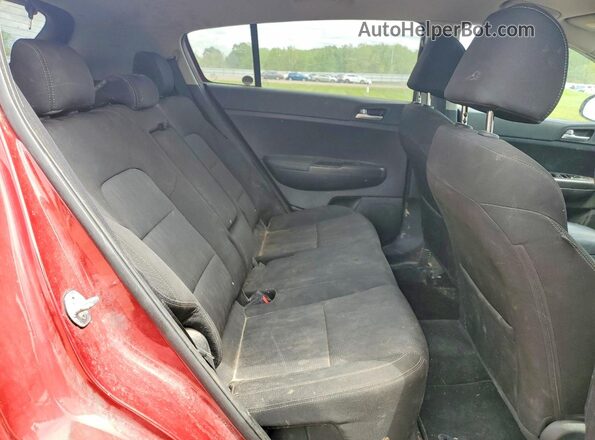 KNDPMCACXN7965251 2022 KIA SPORTAGE Темно-бордовый Вид задней части салона