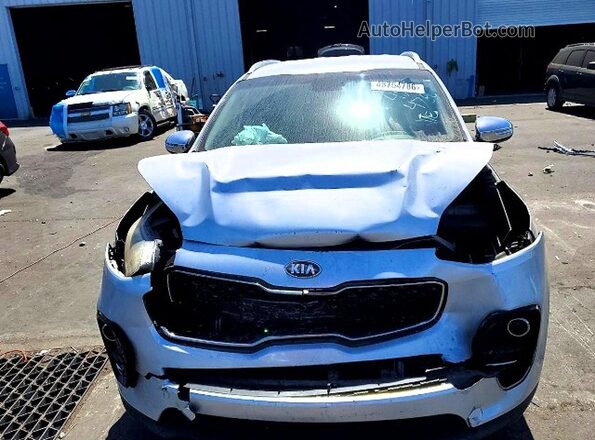 KNDPN3AC1J7401558 2018 KIA SPORTAGE Серебряный Вид задней части салона