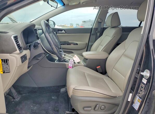 KNDPN3AC2J7422323 2018 KIA SPORTAGE Black Вид салону спереду