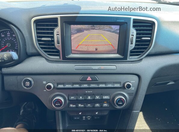 KNDPNCAC2H7032557 2017 KIA SPORTAGE Коричневый Вид спереди