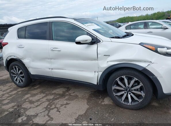 KNDPNCAC3J7399649 2018 KIA SPORTAGE Белый Вид спереди