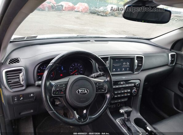 KNDPNCAC3J7399649 2018 KIA SPORTAGE Белый 
