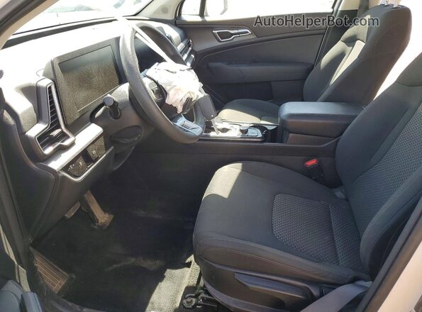 KNDPUCAF7P7196978 2023 KIA SPORTAGE Белый Вид салона спереди