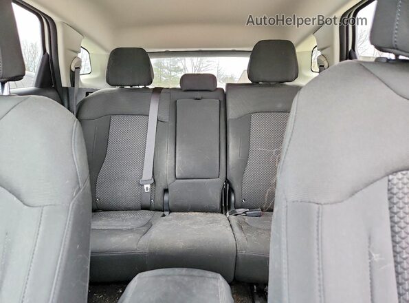 KNDPUCDF8S7356029 2025 KIA SPORTAGE Белый Вид задних сидений