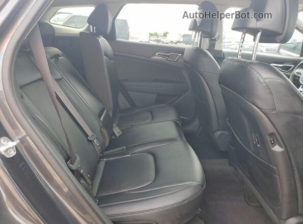 KNDPV3DF4S7345669 2025 KIA SPORTAGE Gray Вид задньої частини салону