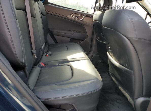 KNDPVCAG8P7097950 2023 KIA SPORTAGE Blue Rear interior view