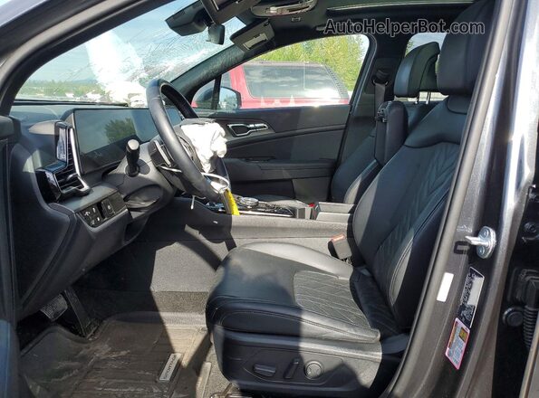 KNDPYDAH4P7101644 2023 KIA SPORTAGE Black Front interior view