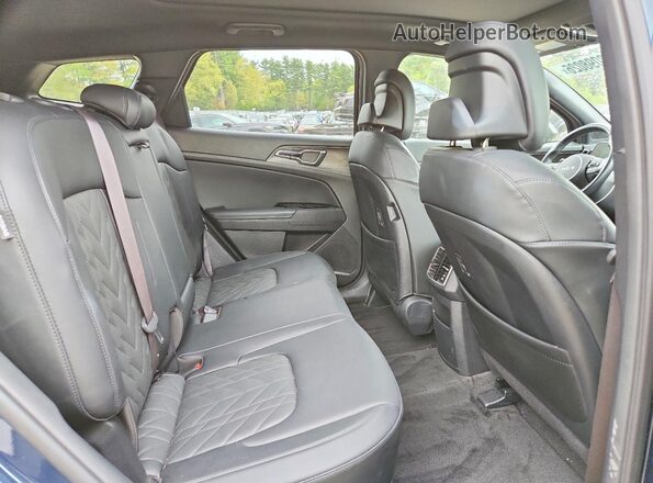 KNDPYDDH5S7197045 2025 KIA SPORTAGE Blue უკანა სალონის ხედი