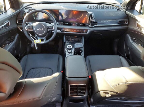 KNDPYDDHXS7239998 2025 KIA SPORTAGE Синий Вид панели приборов