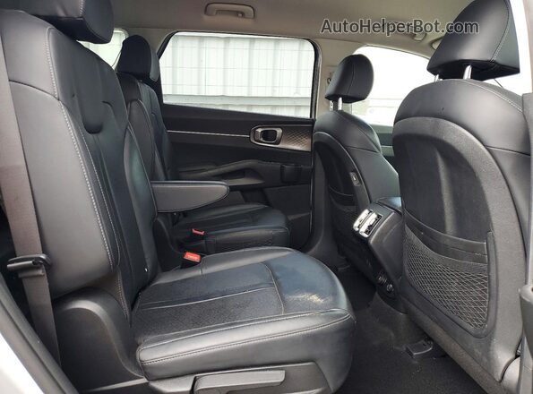 KNDRG4LG6N5107342 2022 KIA SORENTO Silver Vista interior trasera
