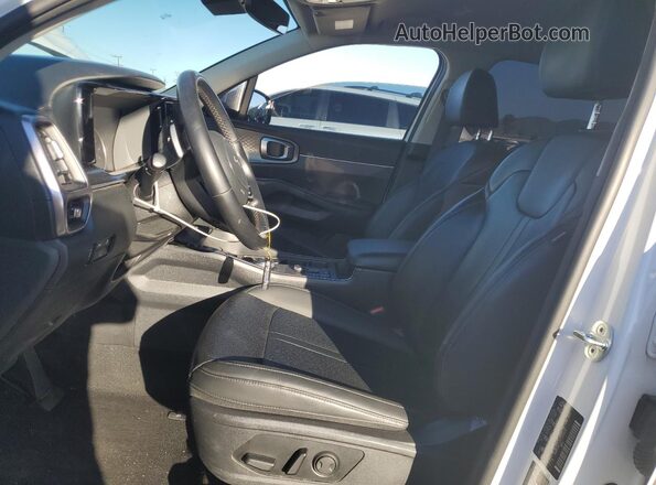 KNDRH4LG7P5169624 2023 KIA SORENTO Белый Вид салона спереди