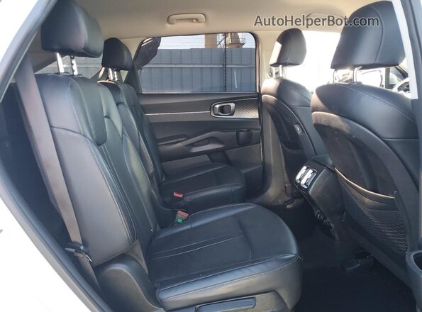 KNDRH4LG7P5169624 2023 KIA SORENTO Белый Вид задней части салона